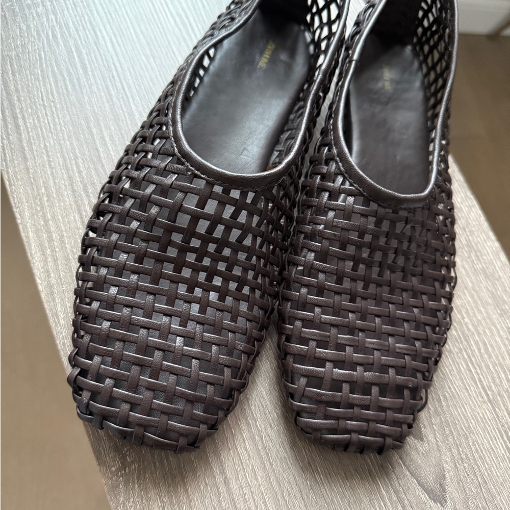 Zara brown woven leather flats 39